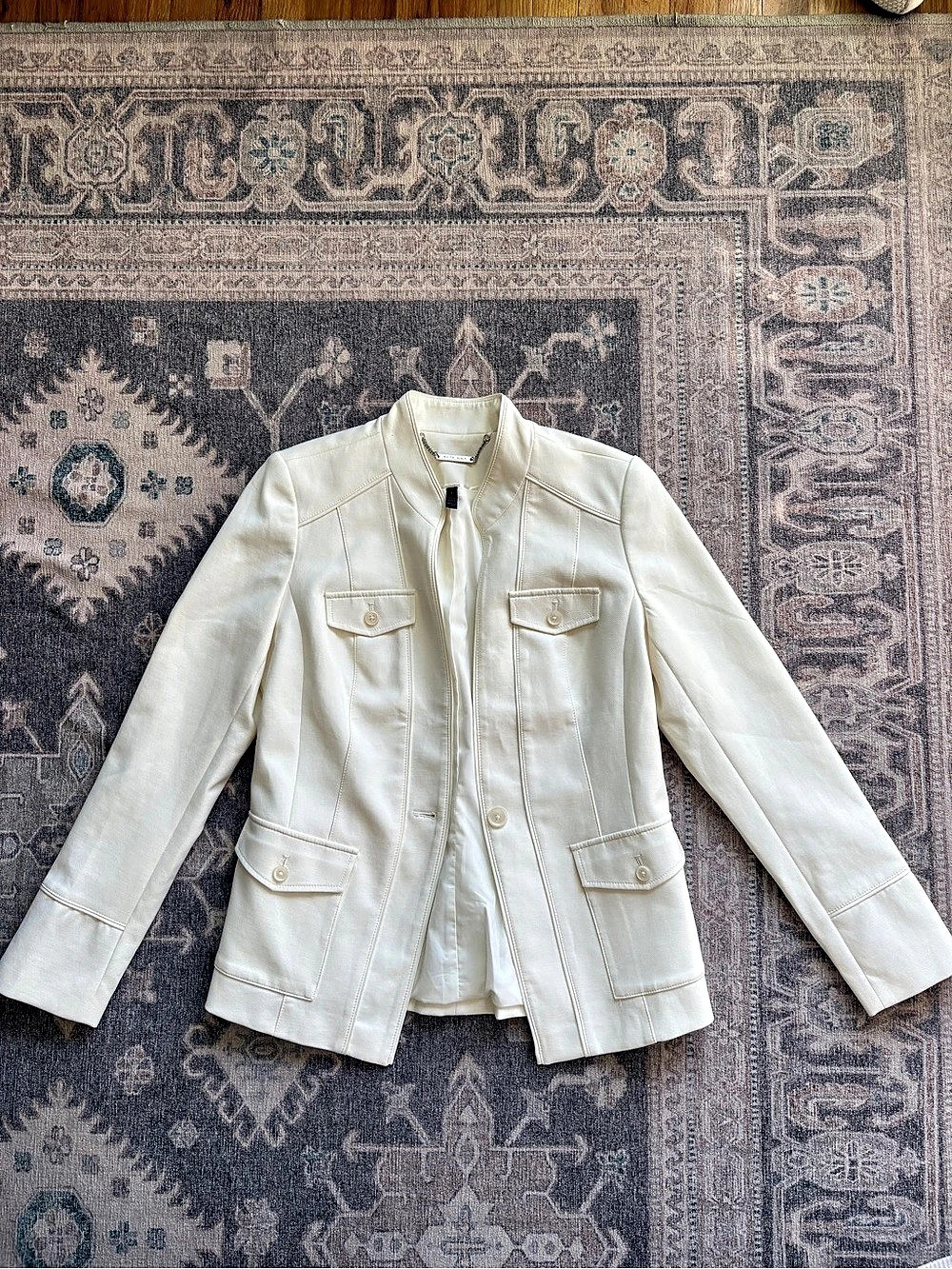 White House Black Market Suiting Blazer White Size 4